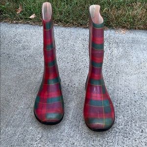 rainboots